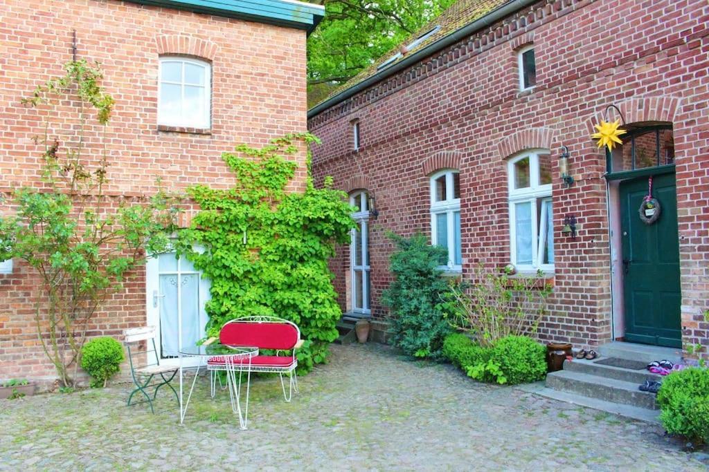 Romantische Ferienwohnung Unter Den Linden Buchholz  Exterior photo
